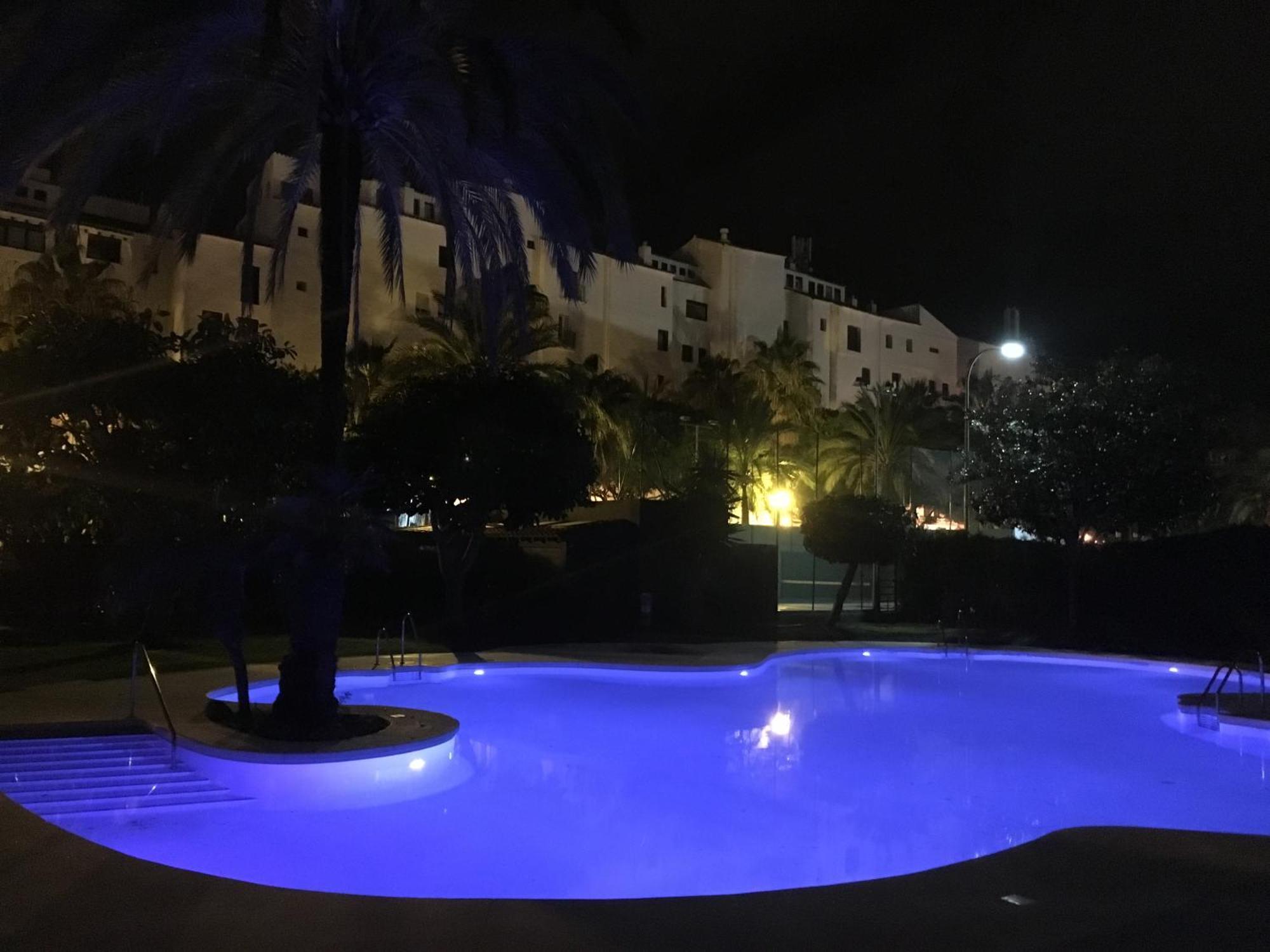 Jardines Del Puerto Lejlighed Marbella Eksteriør billede