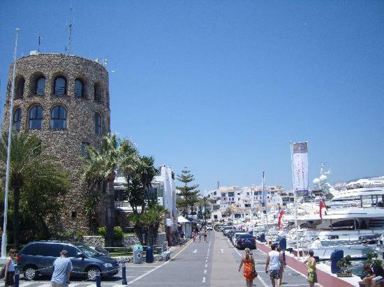 Jardines Del Puerto Lejlighed Marbella Eksteriør billede