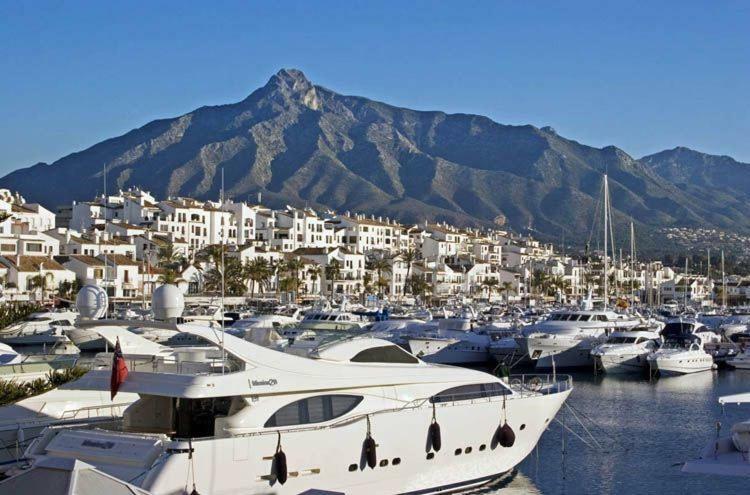 Jardines Del Puerto Lejlighed Marbella Eksteriør billede