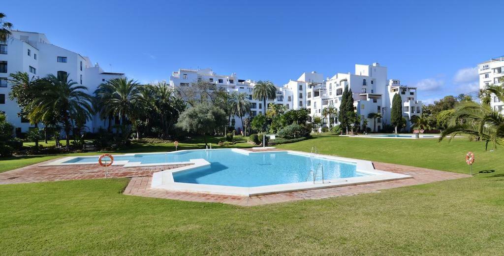 Jardines Del Puerto Lejlighed Marbella Eksteriør billede